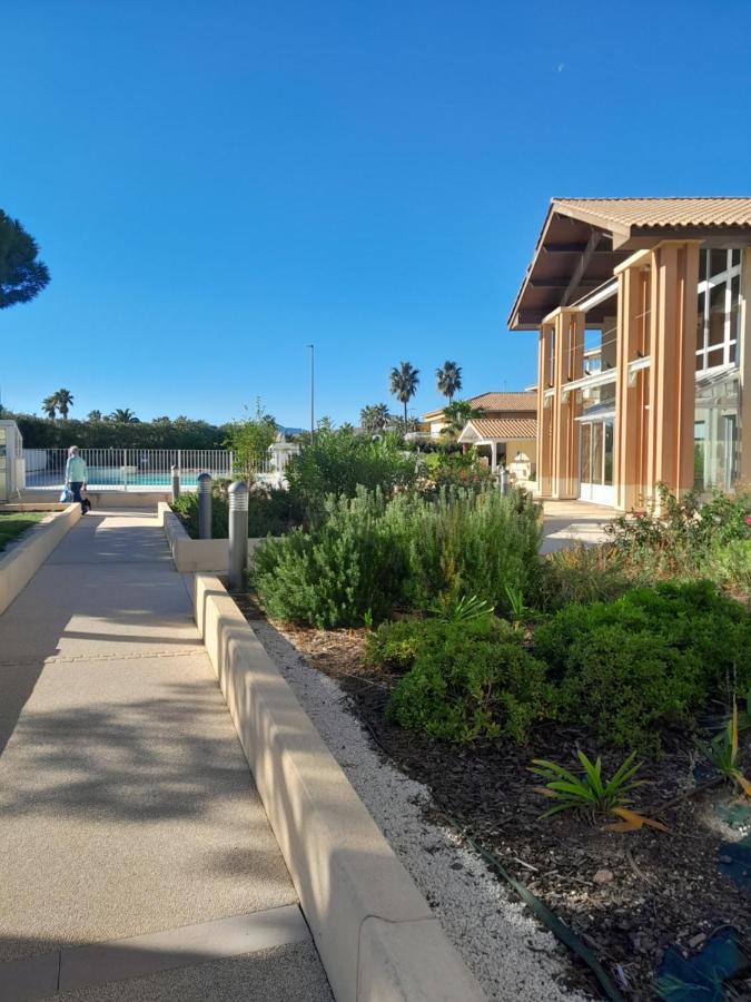 Port Frejus Thalasso Base Nature Fréjus Exterior foto